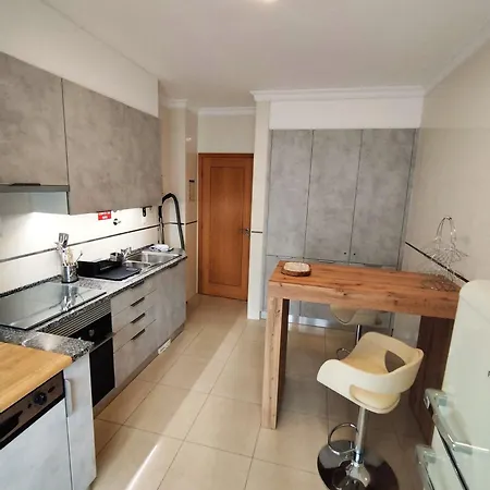 Pool Nest Palm Breeze At Citycenter And Marina Apartman Lagos