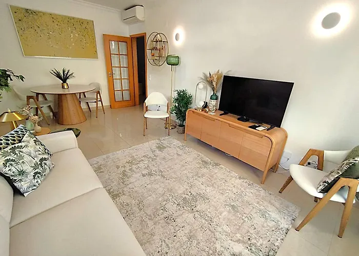 Pool Nest Palm Breeze At Citycenter And Marina