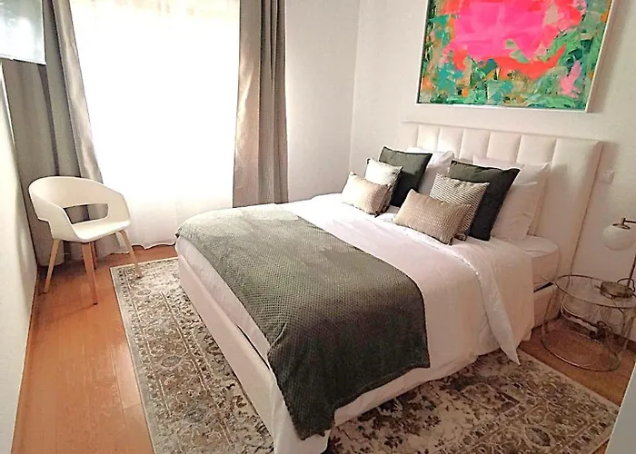 Pool Nest Palm Breeze At Citycenter And Marina * Lagos